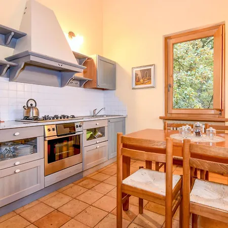 Colleincanto Vittorio Apartment *